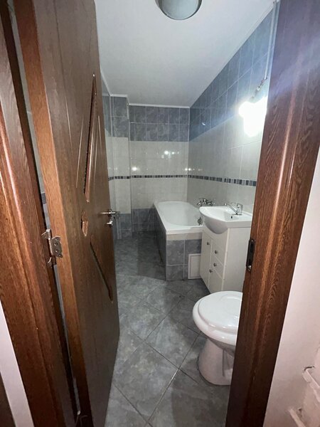 Colentina, Doamna Ghica vav Parc Plumbuita,